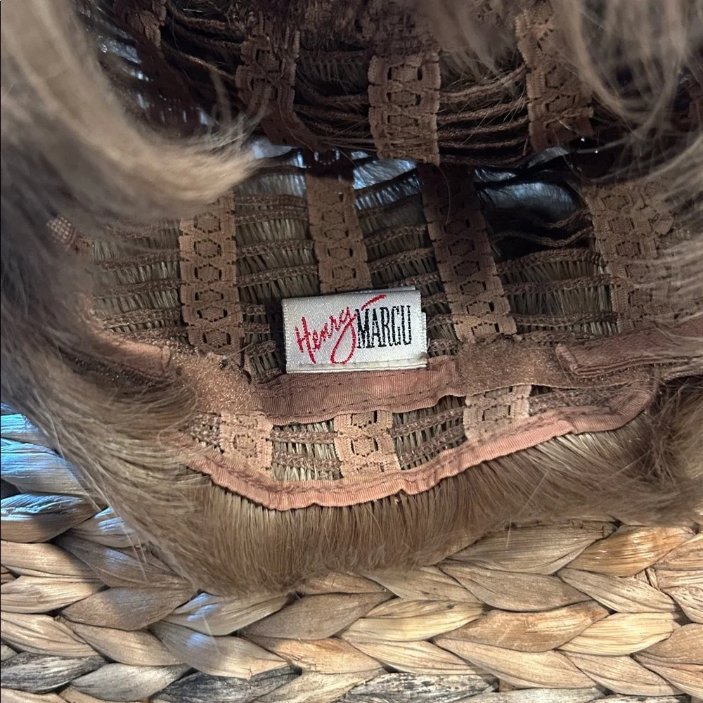 Henry Margu 100% Modacrylic‎ Dirty Blonde Shaggy Wig